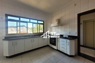 Apartamento &agrave; venda - 164m&sup2; - Centro