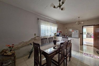 Casa &agrave; venda - 224m&sup2; - Jardim Mantiqueira