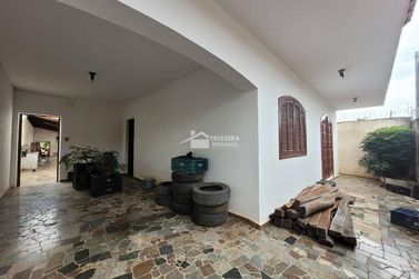 Sobrado &agrave; venda - 450m&sup2; - Jardim Bela Vista