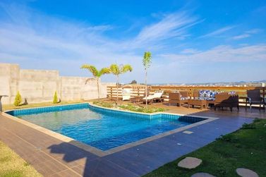 Ch&aacute;cara &agrave; venda - 302m&sup2; - Palestrina