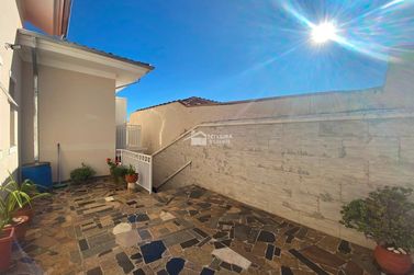 Casa &agrave; venda - 192m&sup2; - Jardim Panorama