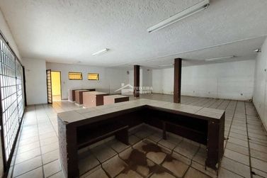 Casa &agrave; venda - 320m&sup2; - Vila Mosconi