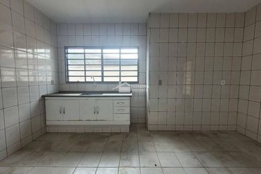 Casa &agrave; venda - 99m&sup2; - Pirapitinga