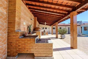 Casa &agrave; venda - 207m&sup2; - 