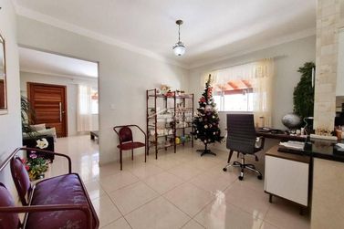 Casa &agrave; venda - 500m&sup2; - Vila Mosconi