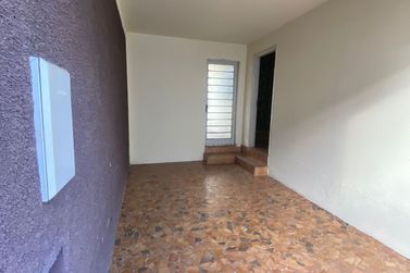 Casa para alugar - CENTRO 