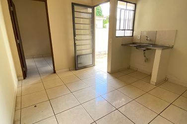 Casa para alugar - jd rio negro