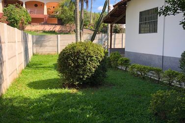 Casa para alugar - JD. S&Oacute;VIS