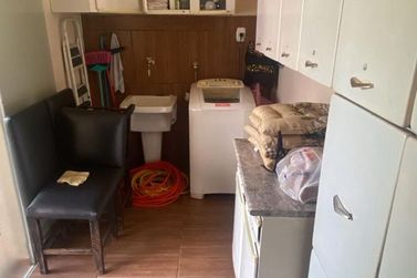 Casa &agrave; venda - 90m&sup2; - centro