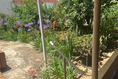 Casa &agrave; venda - 90m&sup2; - centro