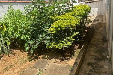 Casa &agrave; venda - 90m&sup2; - centro