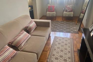 Casa &agrave; venda - 90m&sup2; - centro