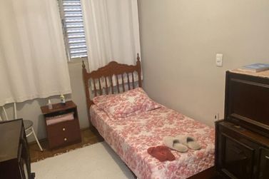 Casa &agrave; venda - 90m&sup2; - centro