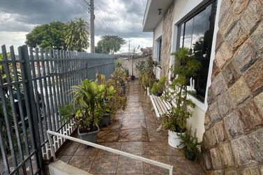 Casa &agrave; venda - 186m&sup2; - jd rio branco