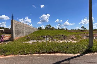Terreno &agrave; venda - 400m&sup2; - Jardim Am&eacute;lia