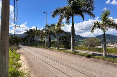 Terreno &agrave; venda - 400m&sup2; - Jardim Am&eacute;lia