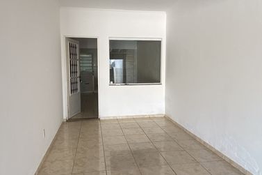 Casa para alugar -  jd europa 
