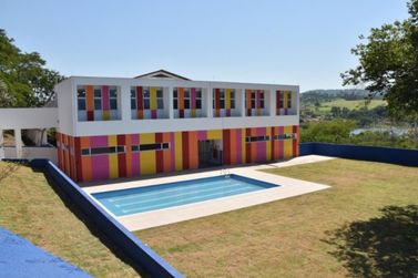 Atibaia celebra a renovação e ampliação da Escola Municipal Paulo Freire