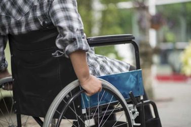 Rotary Atibaia recebe grande doação de cadeiras de rodas e camas hospitalares