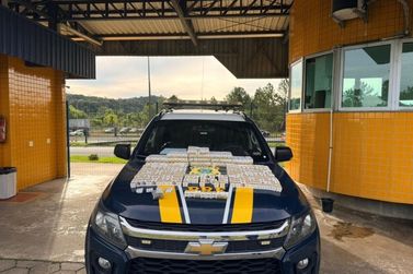 Carro que seguia para Atibaia &eacute; flagrado com 2,2 mil ampolas de medicamento ilegal