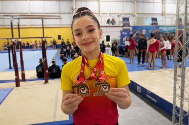 Atibaia conquista 19 medalhas e sobe ao p&oacute;dio em torneio estadual de gin&aacute;stica