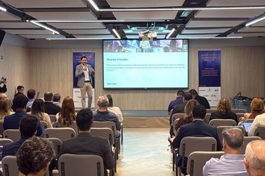 Atibaia participa de encontro nacional sobre cidades inteligentes