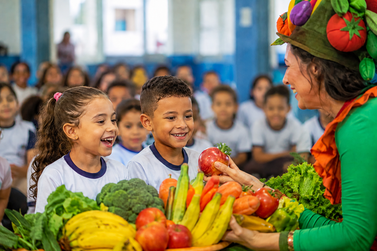 Alunos de Atibaia aprendem sobre alimenta&ccedil;&atilde;o saud&aacute;vel de um jeito diferente