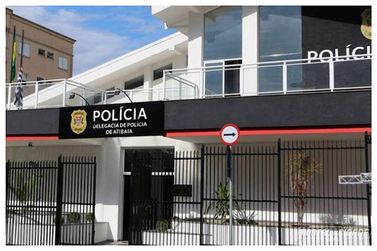 Mulher usa peruca para furtar lojas e acaba presa em Atibaia