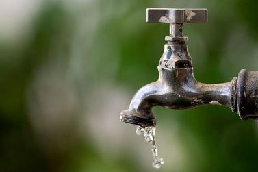 SAAE alerta para risco de falta d&rsquo;&aacute;gua em mais de 80 bairros de Atibaia nesta sexta-feira