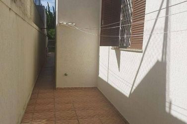 Casa &agrave; venda - 254m&sup2; - Nova Gard&ecirc;nia