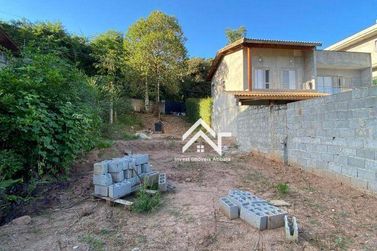 Terreno &agrave; venda - 200m&sup2; - Vale das Flores