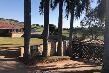Ch&aacute;cara &agrave; venda - 1200m&sup2; - Loteamento Fazenda Santana