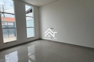 Casa &agrave; venda - 100m&sup2; - Nova Cerejeiras