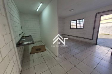 Sal&atilde;o Comercial para alugar - 285m&sup2; - Recreio Estoril