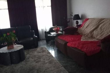 Casa &agrave; venda - 400m&sup2; - Jardim Siriema