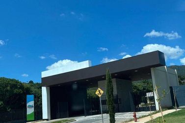 Terreno &agrave; venda - 360m&sup2; - Nova Gard&ecirc;nia