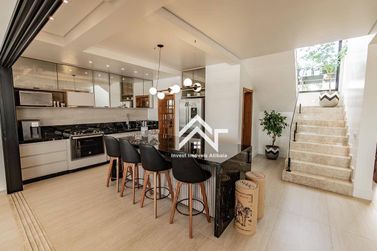 Casa &agrave; venda - 365m&sup2; - Condom&iacute;nio Shambala III