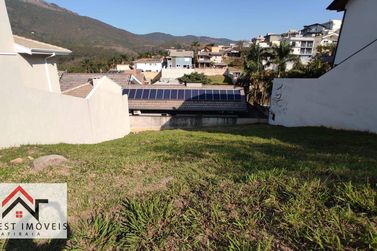 Terreno &agrave; venda - 450m&sup2; - Condom&iacute;nio Residencial &Aacute;gua Verde