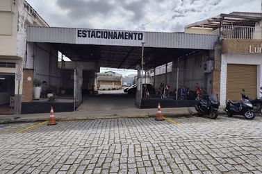Terreno &agrave; venda - 1566m&sup2; - Centro