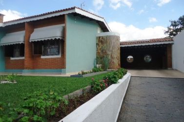 Casa &agrave; venda - 1008m&sup2; - Jardim S&atilde;o Nicolau
