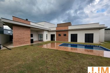Casa &agrave; venda - 191m&sup2; - Ch&aacute;caras maring&aacute;