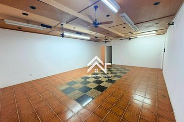 Sal&atilde;o Comercial para alugar - 255m&sup2; - Centro