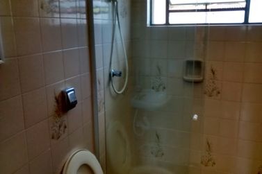 Casa &agrave; venda - 300m&sup2; - Vila Giglio