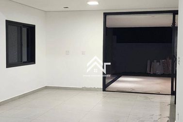 Casa &agrave; venda - 228m&sup2; - Vila Dom Pedro