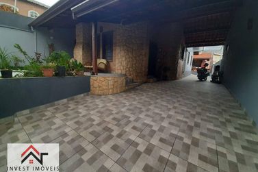 Casa para alugar - 211m&sup2; - Jardim do Lago