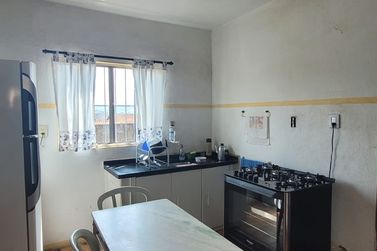 Casa &agrave; venda - centro