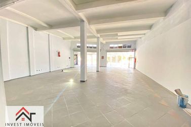 Sal&atilde;o Comercial para alugar - 450m&sup2; - Cidade Sat&eacute;lite