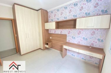 Casa &agrave; venda - 130m&sup2; - Nova Cerejeira