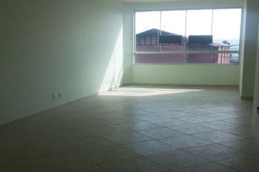 Sal&atilde;o Comercial para alugar - 35m&sup2; - Centro