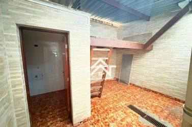 Sal&atilde;o Comercial para alugar - 255m&sup2; - Centro